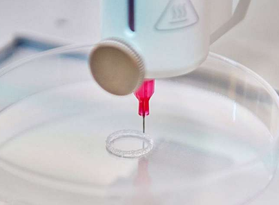 加拿大研究人员创造了一种用于心脏瓣膜 3D 打印的生物墨水